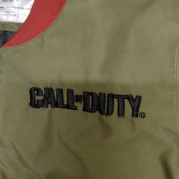 Call of Duty Know Your Enemy Jacket (2016) - Picture 4 of 9